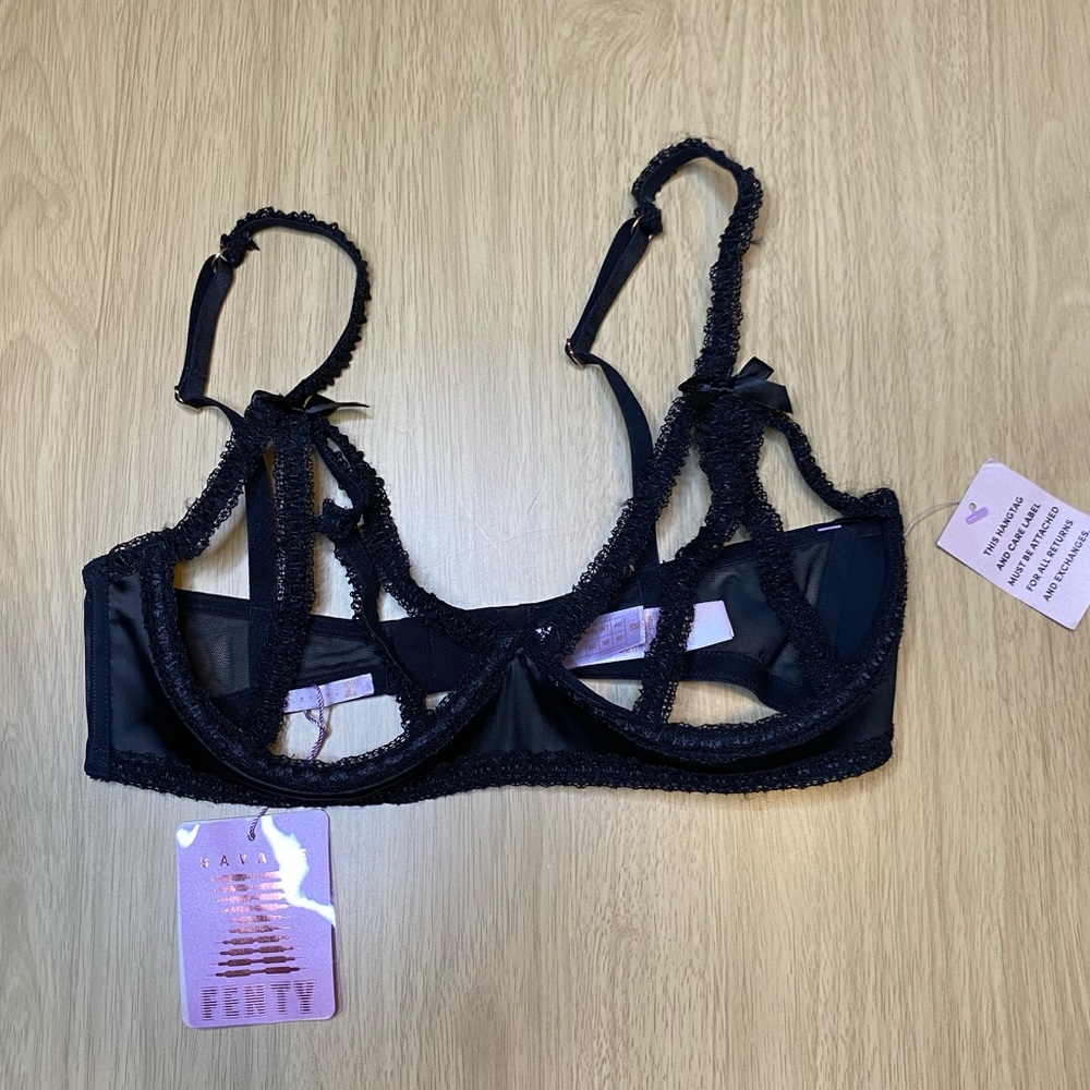 NEW!! Savage x Fenty Lingerie Bra